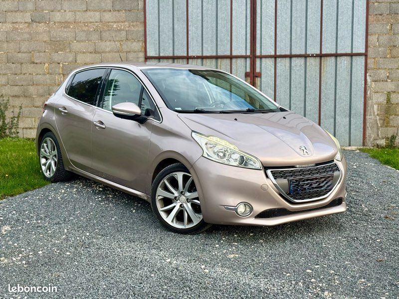 208 peugeot feline