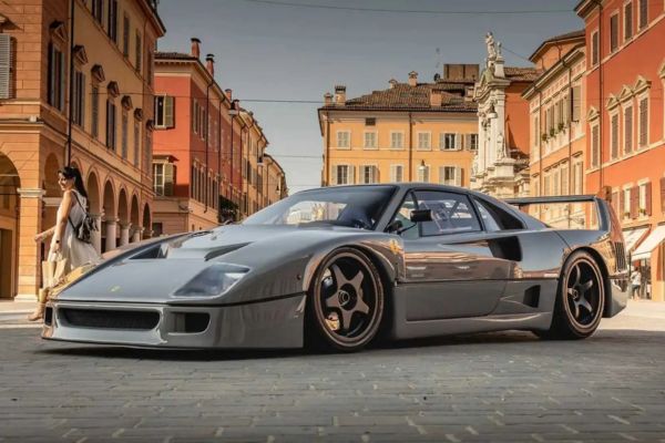 Prix Ferrari F40