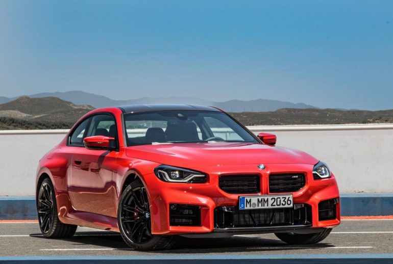 bmw-m2-2022-rouge-avd